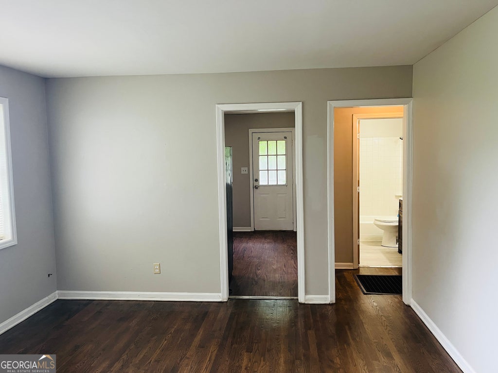 Photo of 217 W Central Avenue #B, Griffin, GA 30223 (MLS # 10846593)