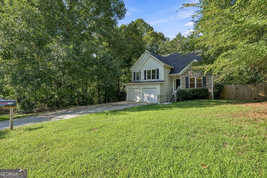 2140 Amberly Glen WAY