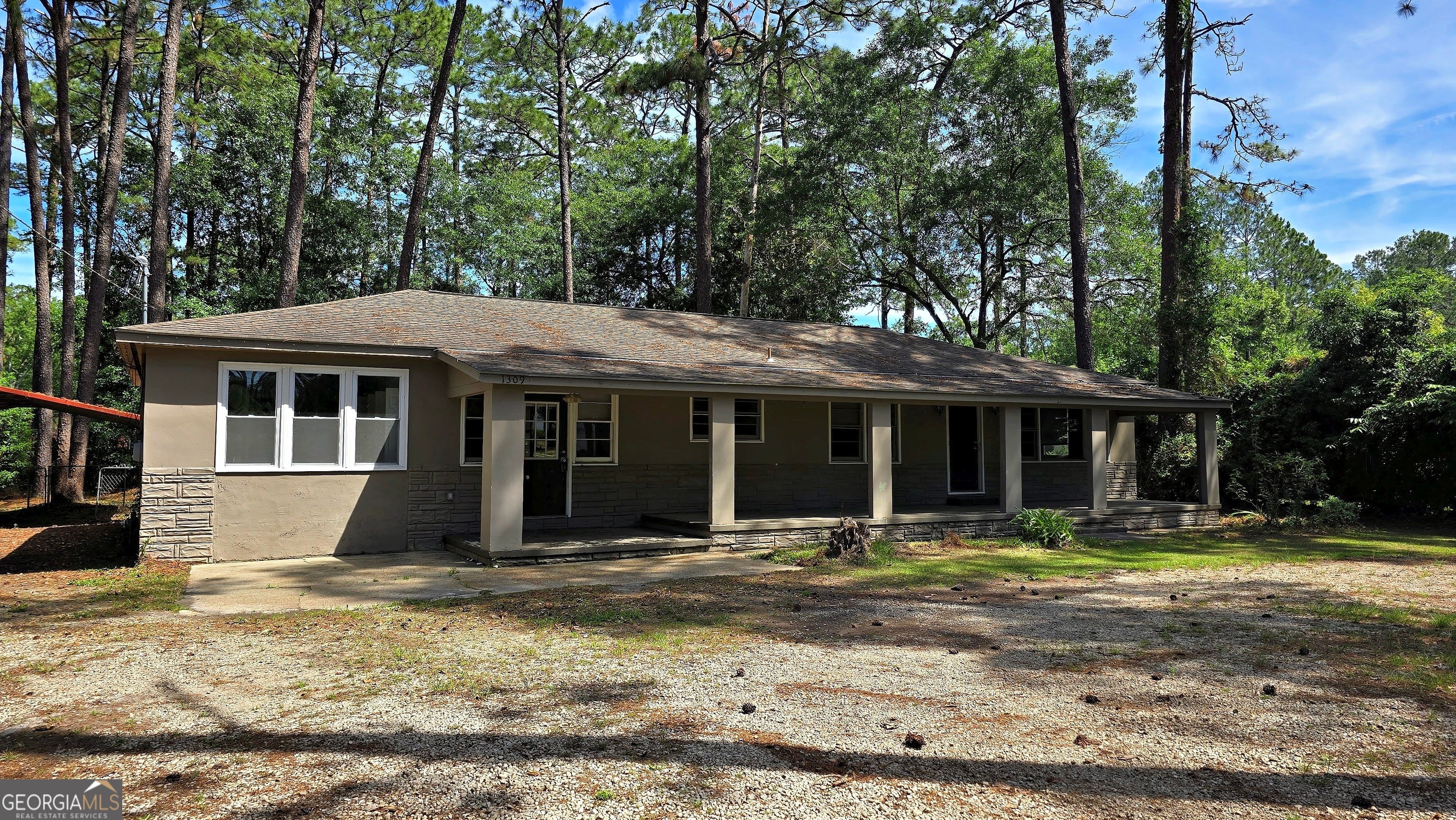 1309 Remington AVE