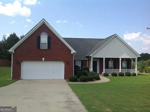 1932 Commons View CIR Snellville GA 30078