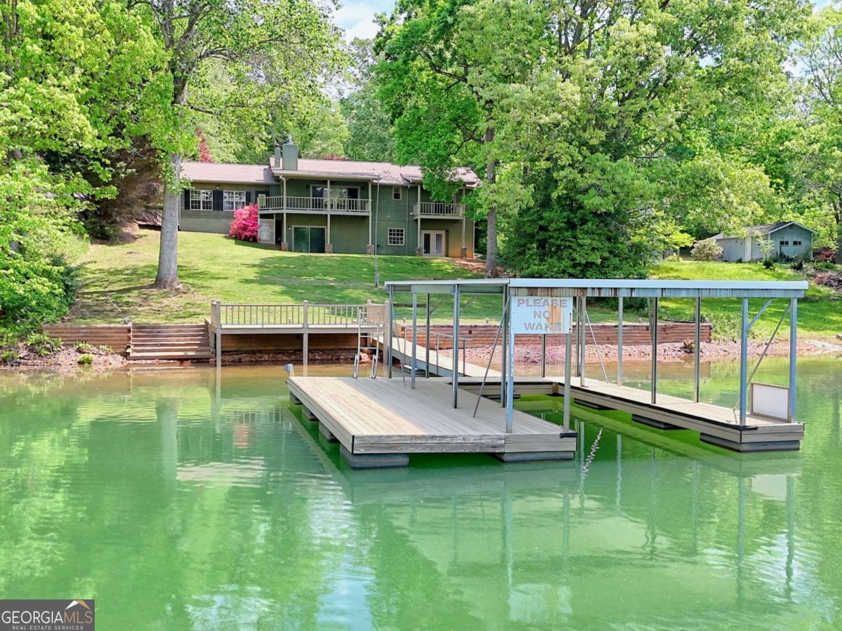 2403 Hidden Valley RD