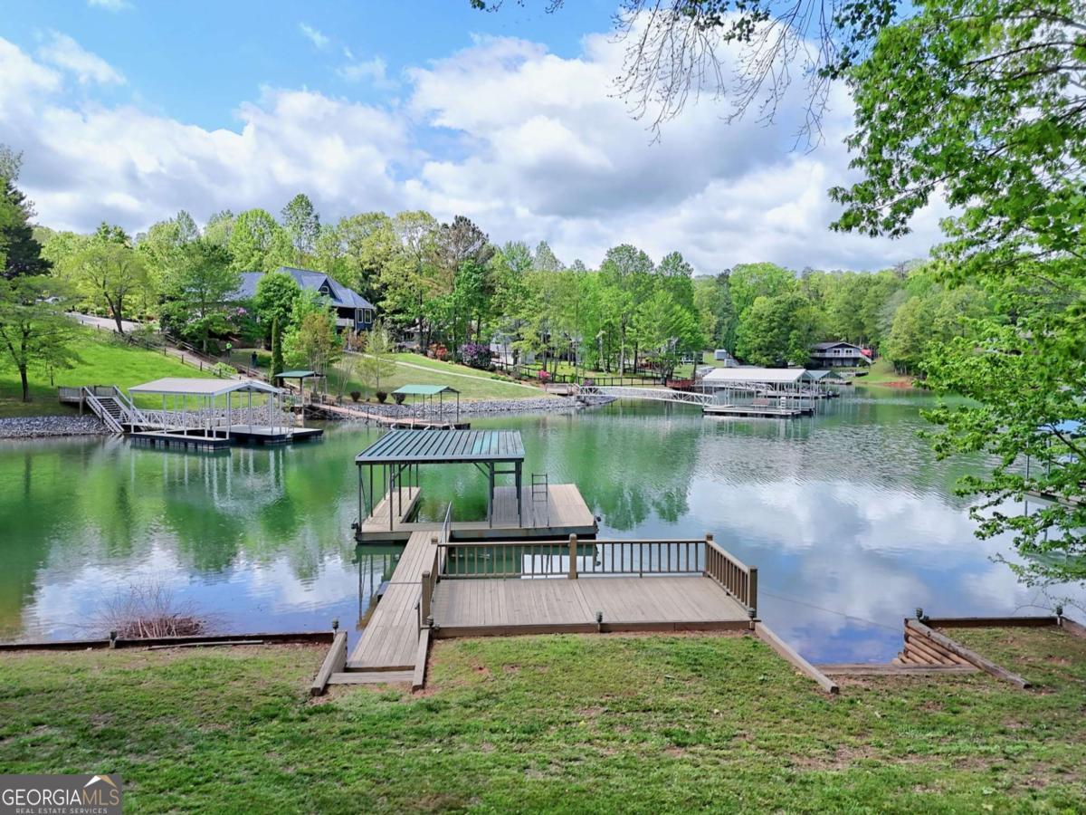 2403 Hidden Valley RD