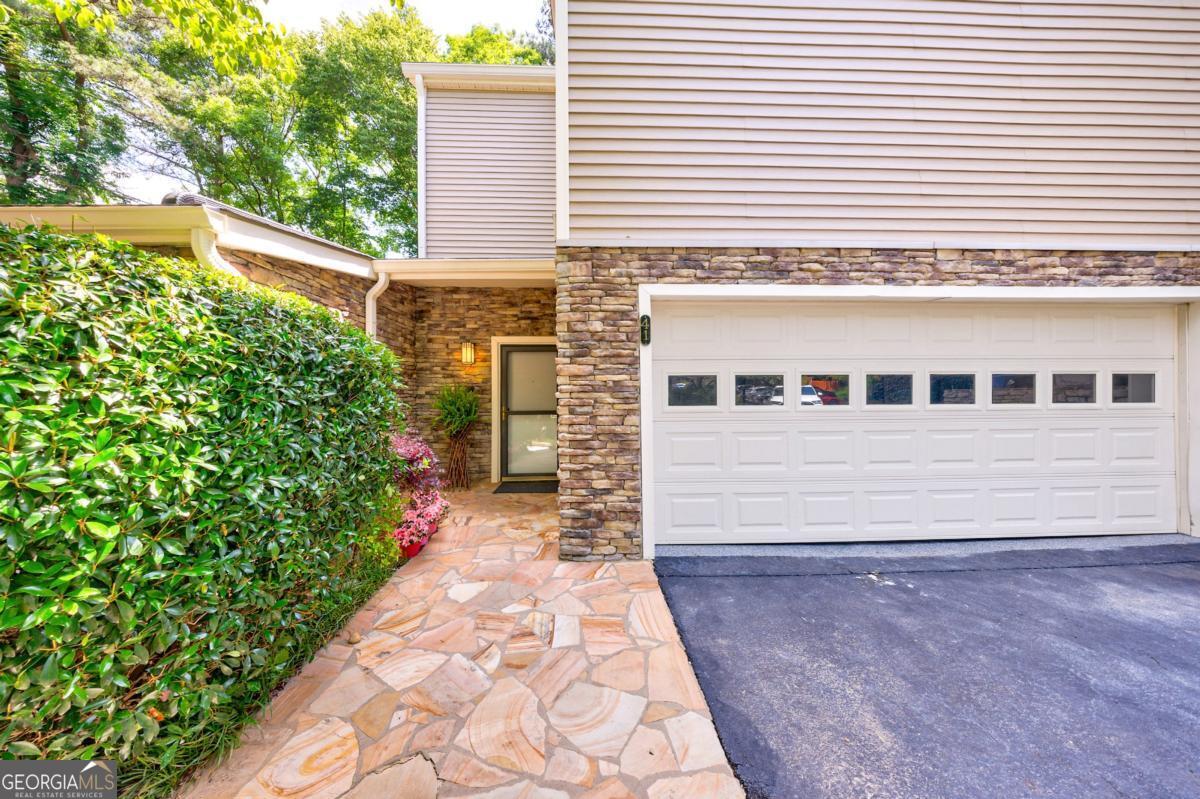 41 Basswood CIR