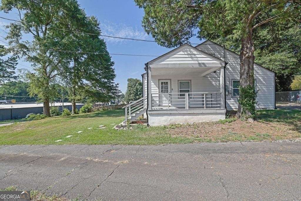 Photo of 280 Stone Mountain Street, Lawrenceville, GA 30046 (MLS # 10696368)