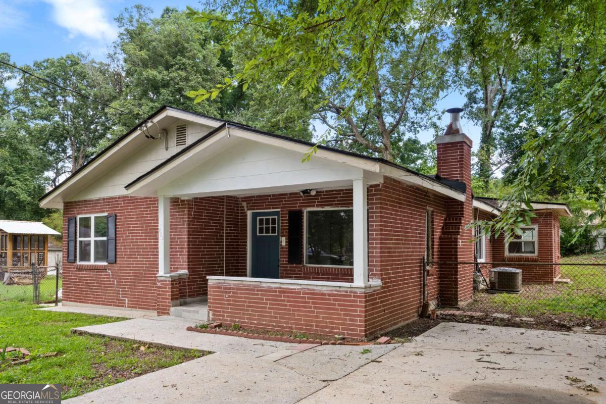 953 South AVE