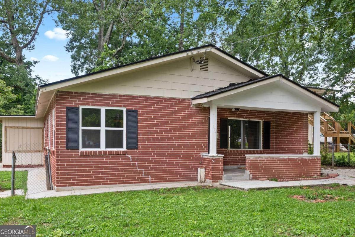 953 South AVE