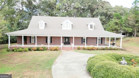 1398 Vanna RD Royston GA 30662
