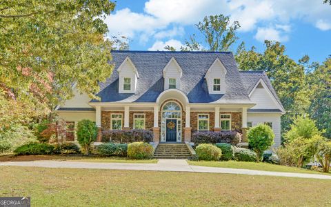 A home in Toccoa