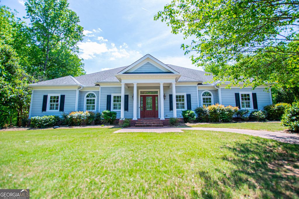 Photo of 133 Stonegate Trail, Carrollton, GA 30116 (MLS # 10739959)