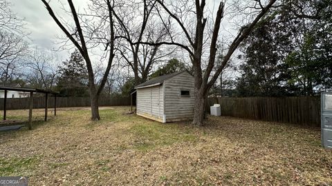 A home in Thomaston