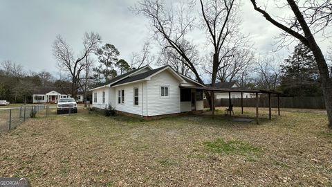 A home in Thomaston