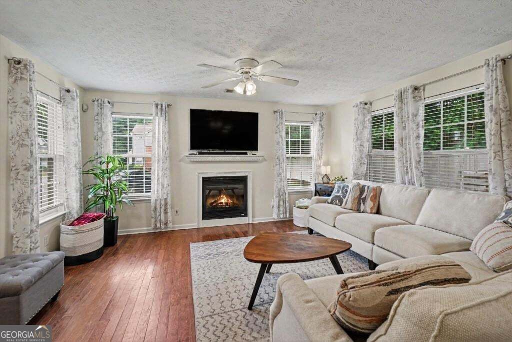 321 Windcroft LN
