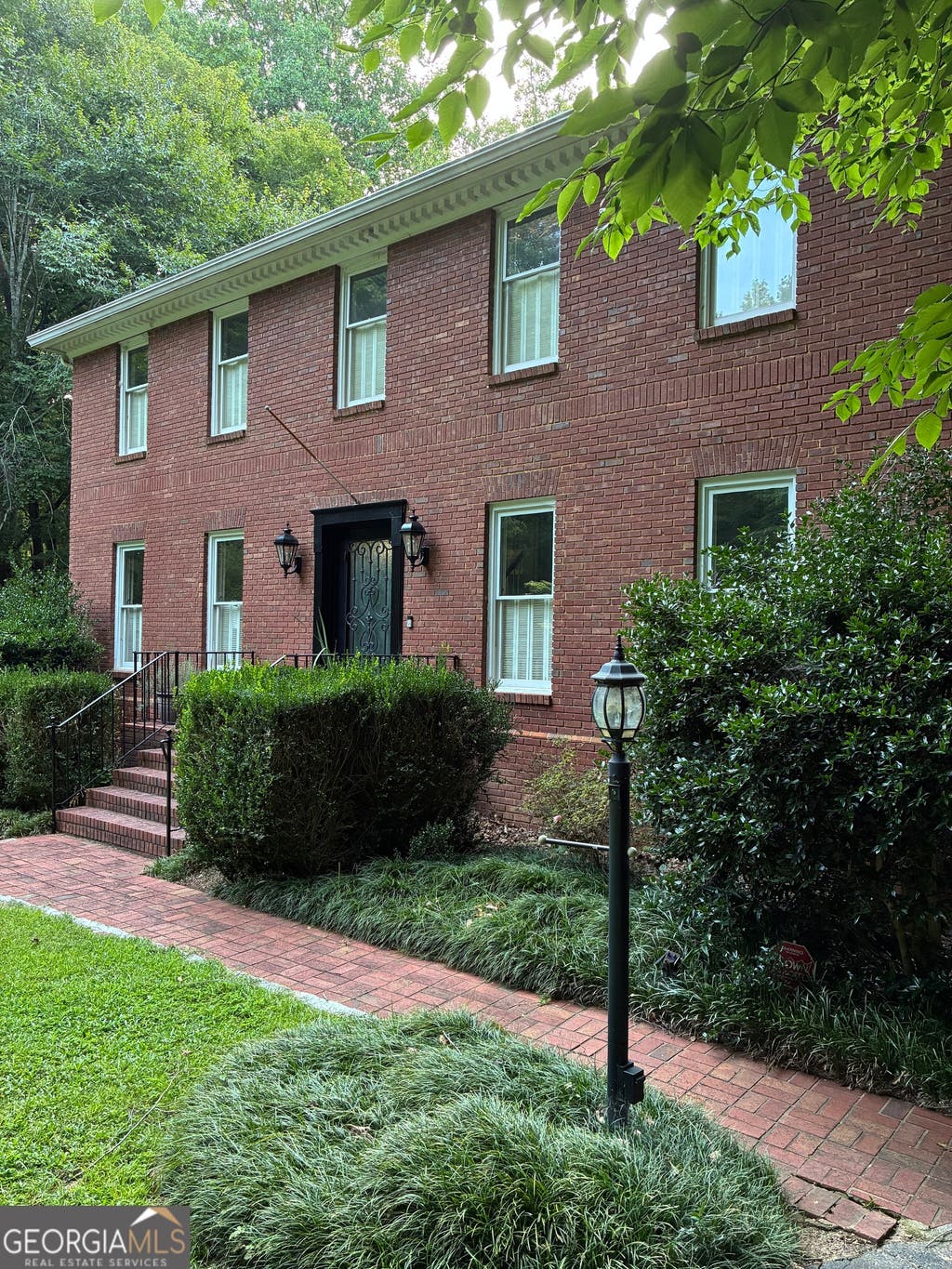 Photo of 110 Regal Oak Ct, Tyrone, GA 30290 (MLS # 10817039)