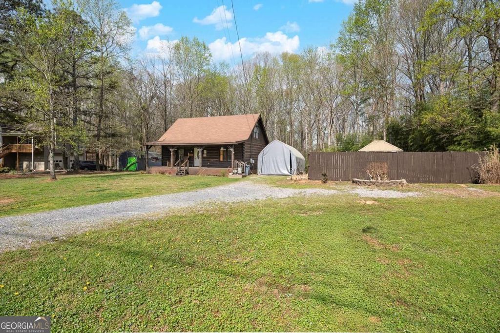 Photo of 91 Oak Hill Drive NE, White, GA 30184 (MLS # 10717185)