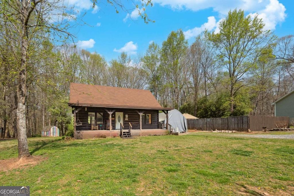 Photo of 91 Oak Hill Drive NE, White, GA 30184 (MLS # 10717185)