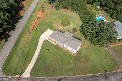 A home in Thomaston