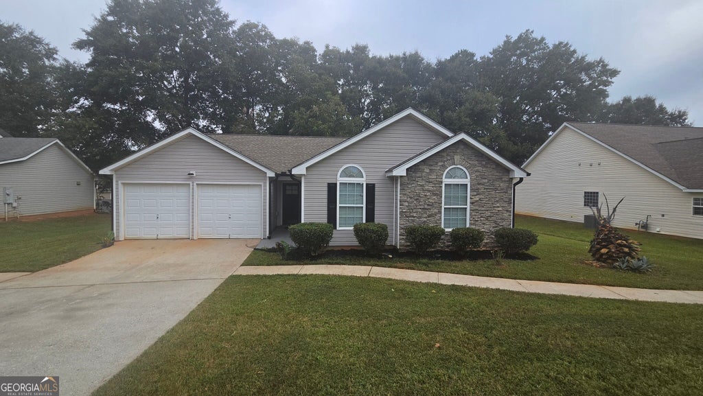 Photo of 208 Nadia Court, Locust Grove, GA 30248 (MLS # 10850546)