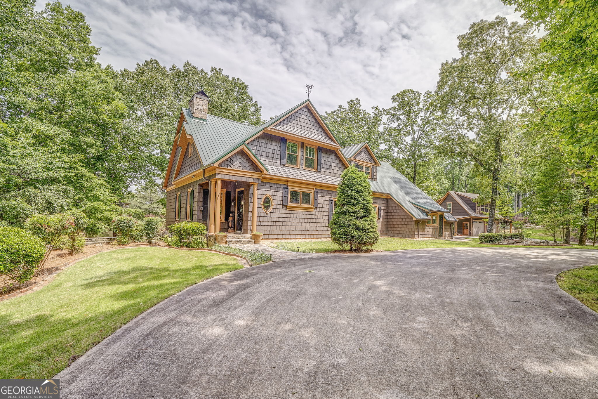 371 Stallion DR