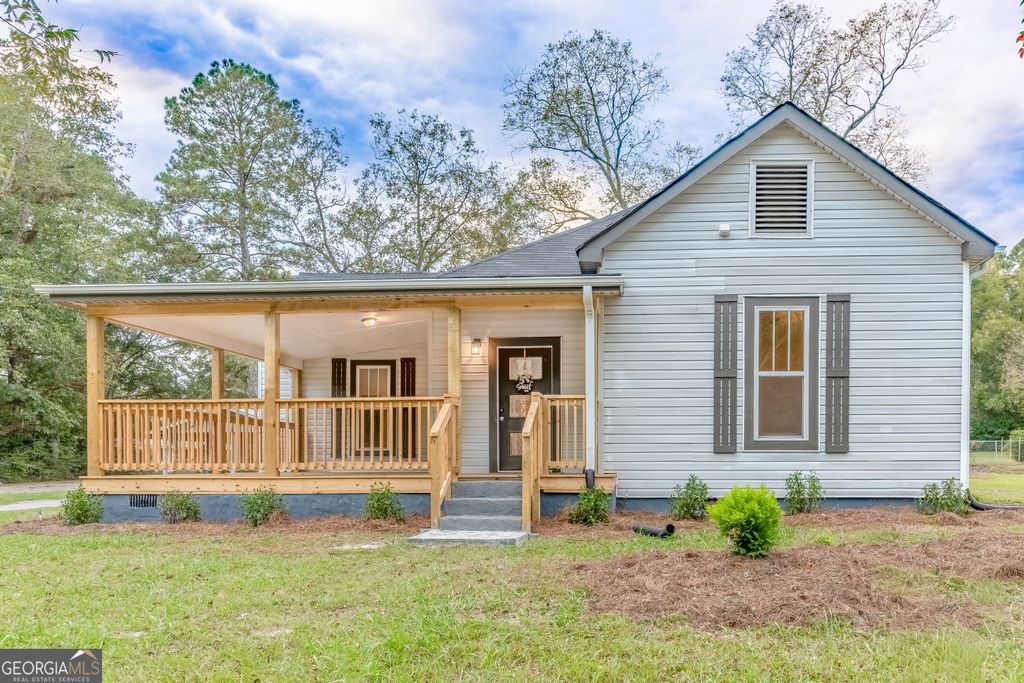 Photo of 453 Folk Avenue, Woodbury, GA 30293 (MLS # 10729116)