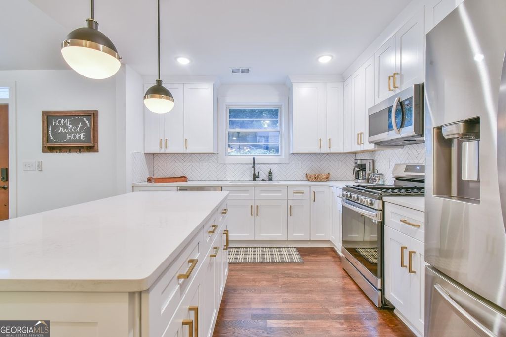 Photo of 1225 Carter Road, Decatur, GA 30030 (MLS # 10731978)