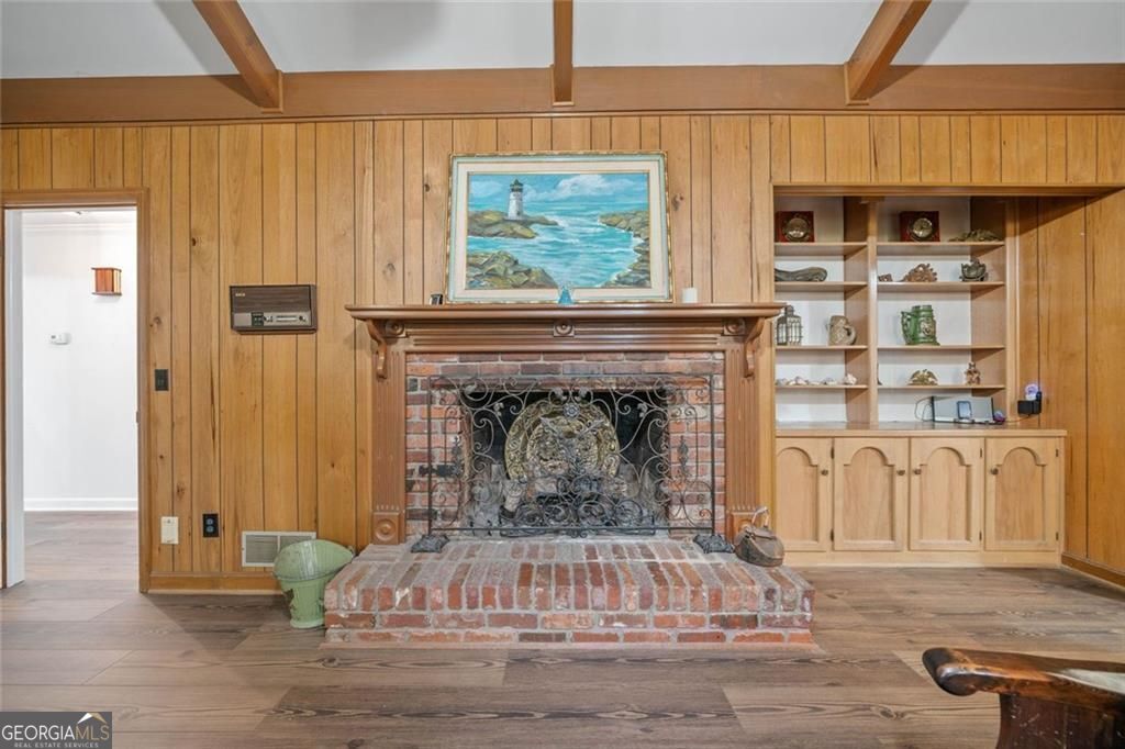 SUNSET HEIGHTS - Residential