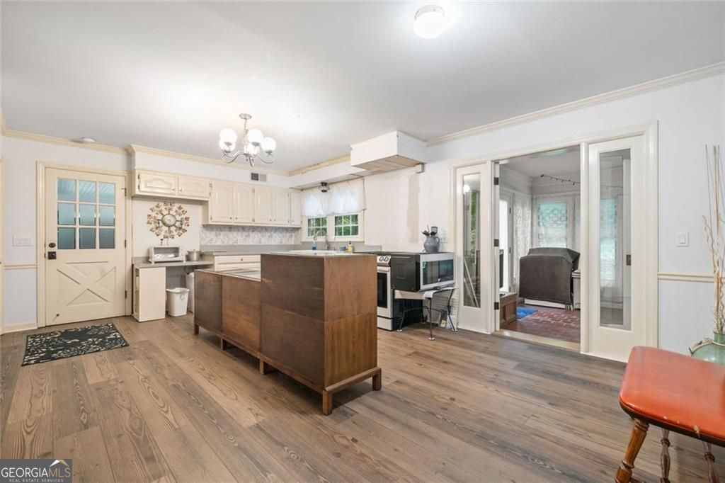 SUNSET HEIGHTS - Residential