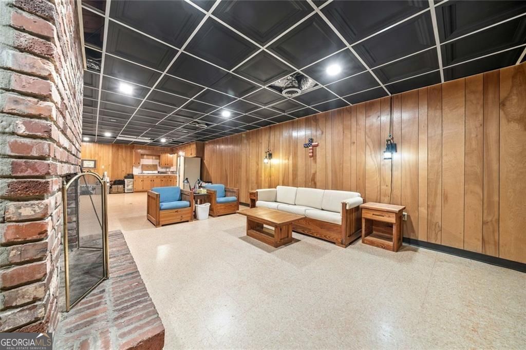 SUNSET HEIGHTS - Residential