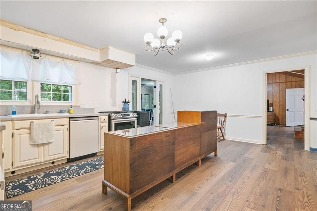 SUNSET HEIGHTS - Residential