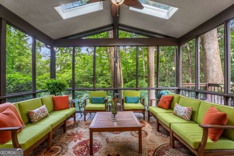 Photo of 617 Kimberly Lane NE, Atlanta, GA 30306 (MLS # 10711159)