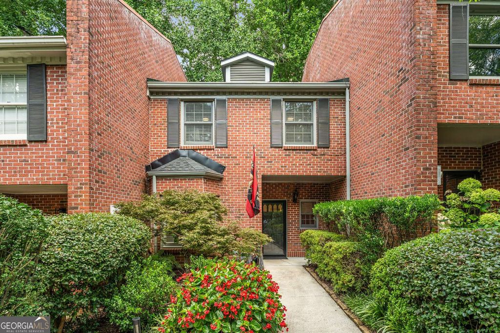 Photo of 617 Kimberly Lane NE, Atlanta, GA 30306 (MLS # 10711159)