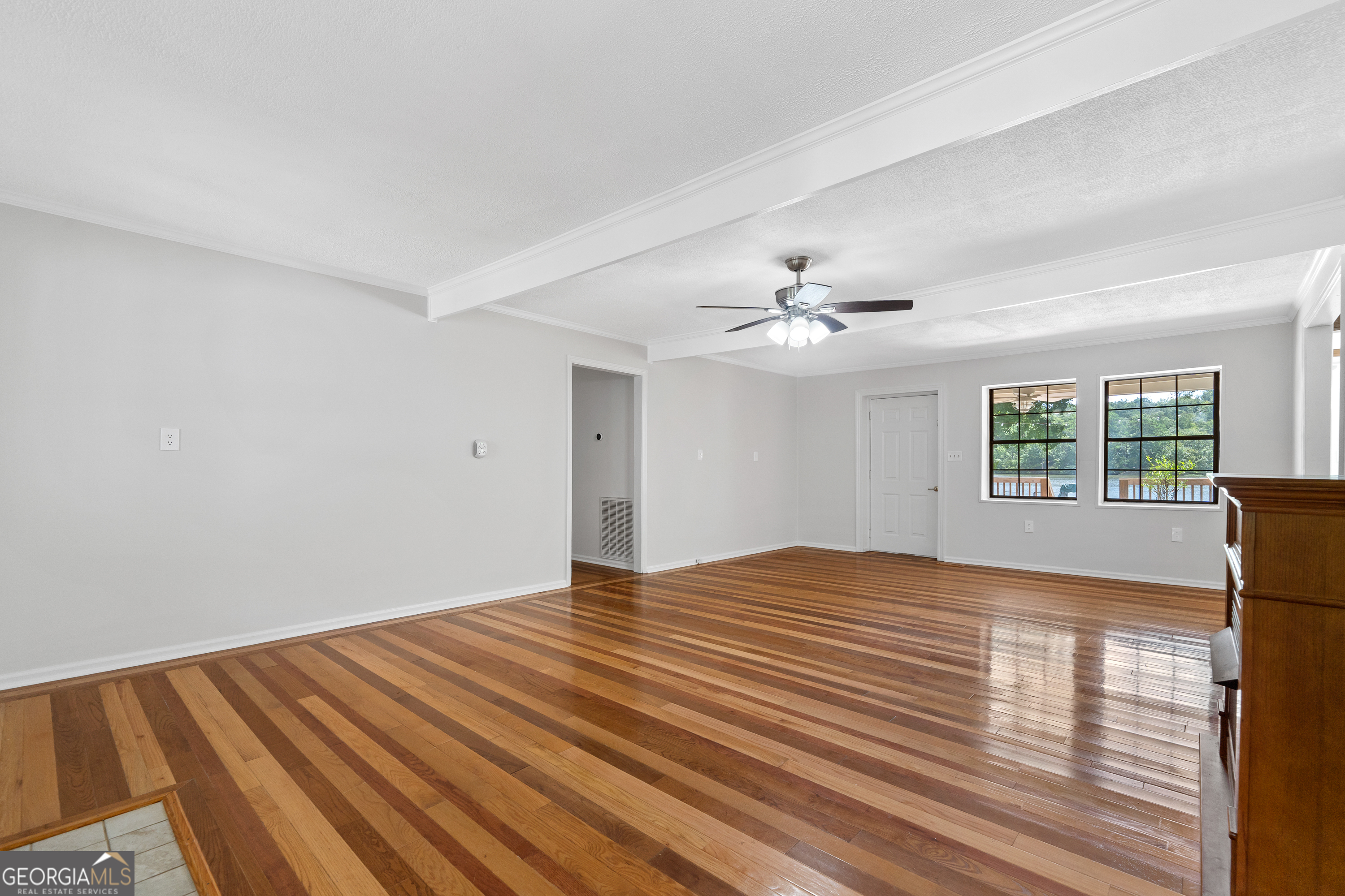 274 S Steel Bridge RD