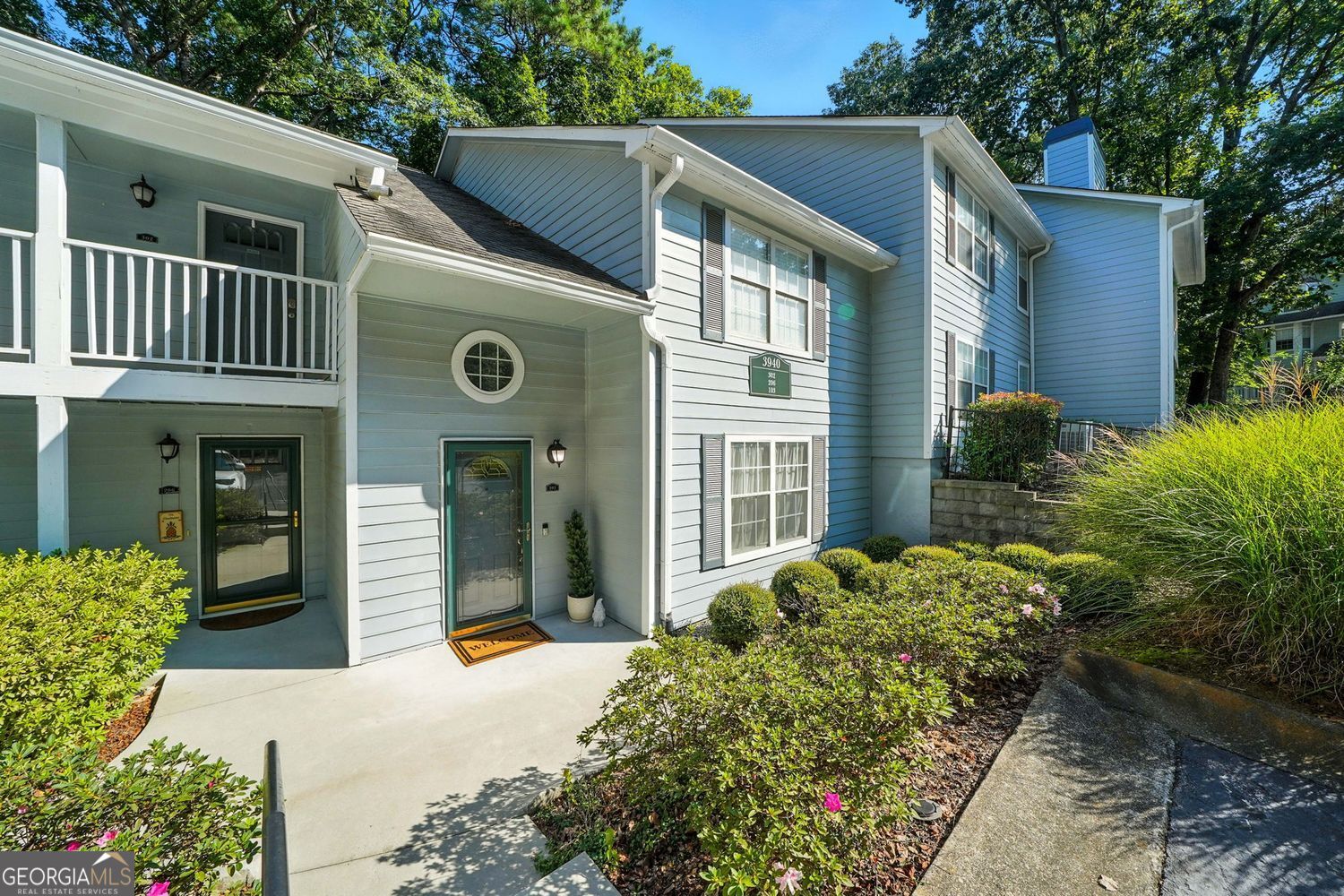 THE WILLOWS BY RIVER CONDOS - Residential