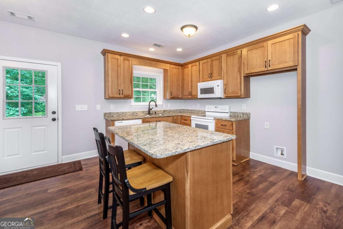 410 N Sharp Mountain Church LN