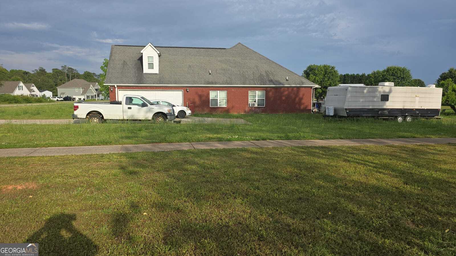 243 Austin DR