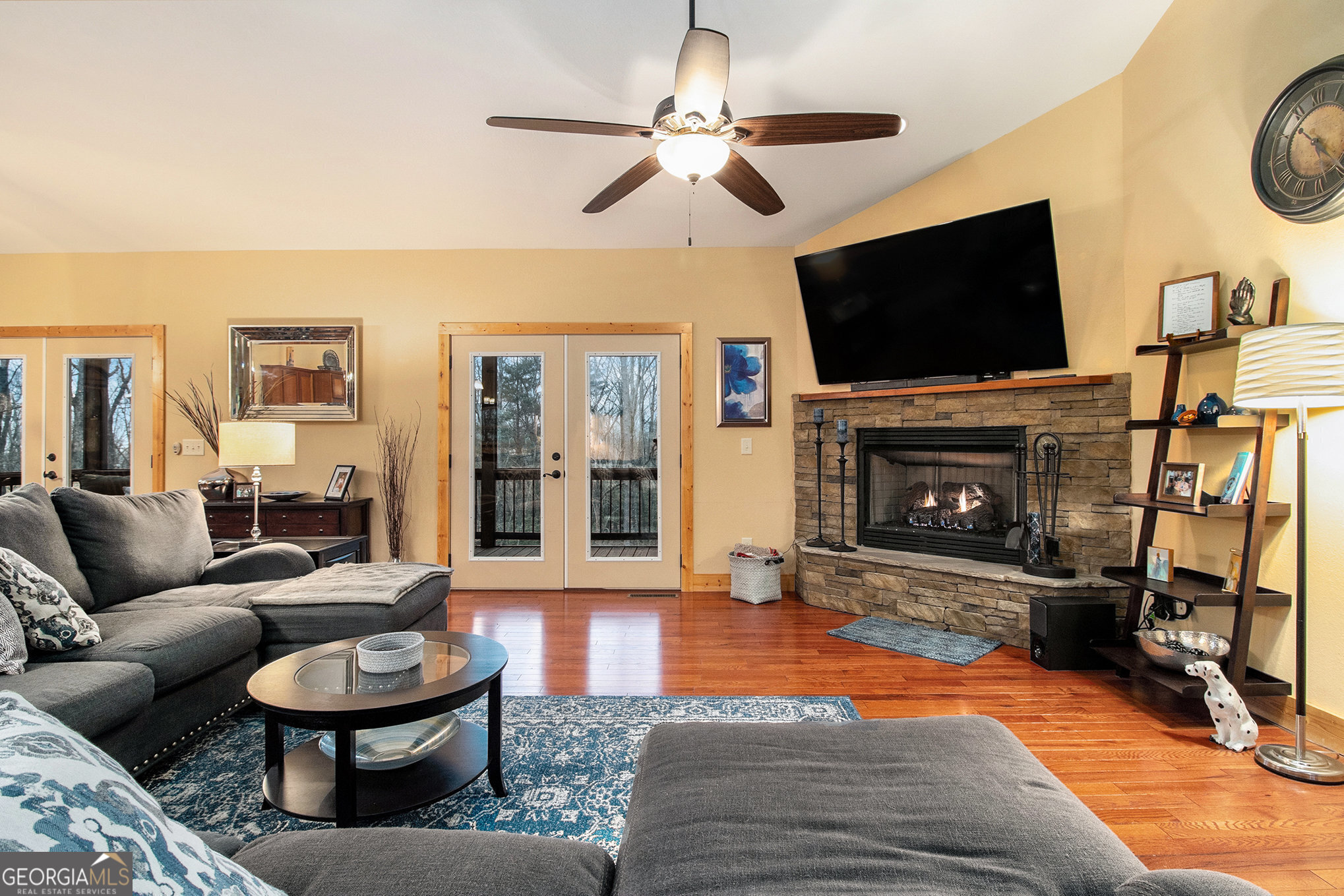 Cleveland, Georgia 30528, United States, 3 Bedrooms Bedrooms, ,3 BathroomsBathrooms,Residential,Pending,12264