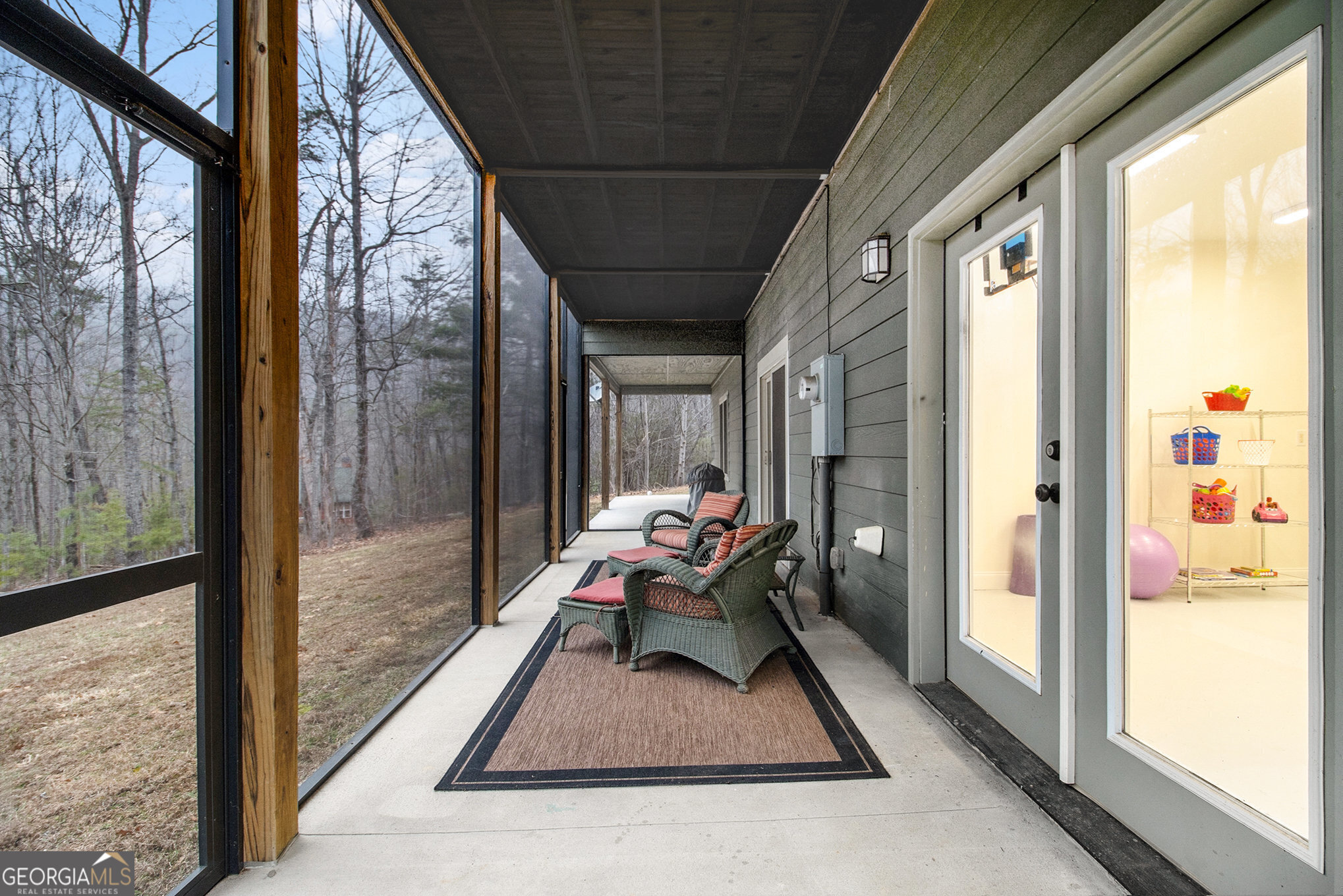 Cleveland, Georgia 30528, United States, 3 Bedrooms Bedrooms, ,3 BathroomsBathrooms,Residential,Pending,12264