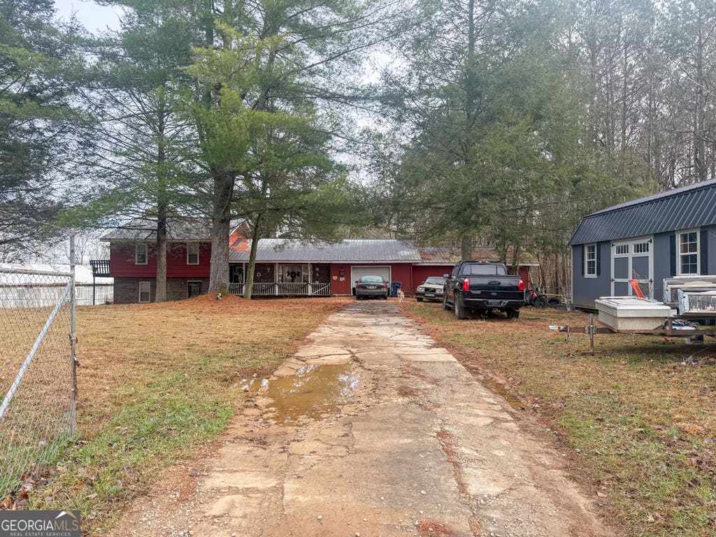 Photo of 3750 Old Cleveland Road, Cornelia, GA 30531 (MLS # 10831288)