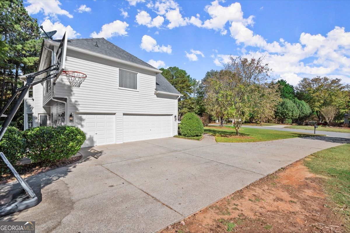 Oxford Lakes - Residential