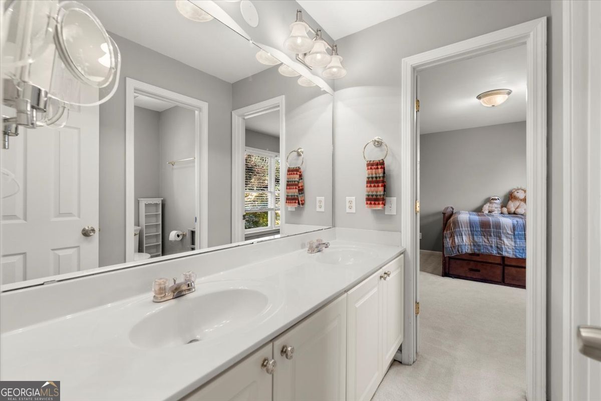 Oxford Lakes - Residential