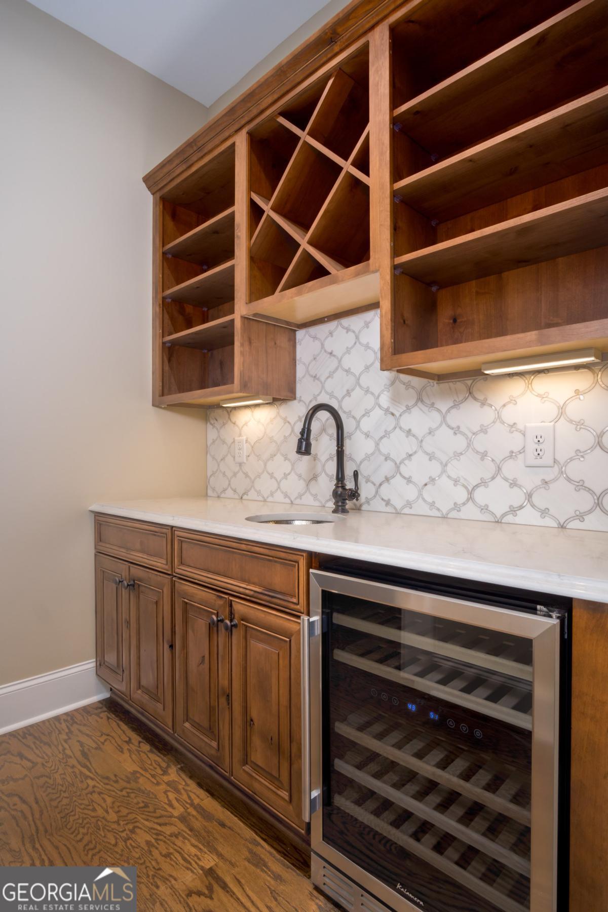 2029 Cox Rd HOA - Land