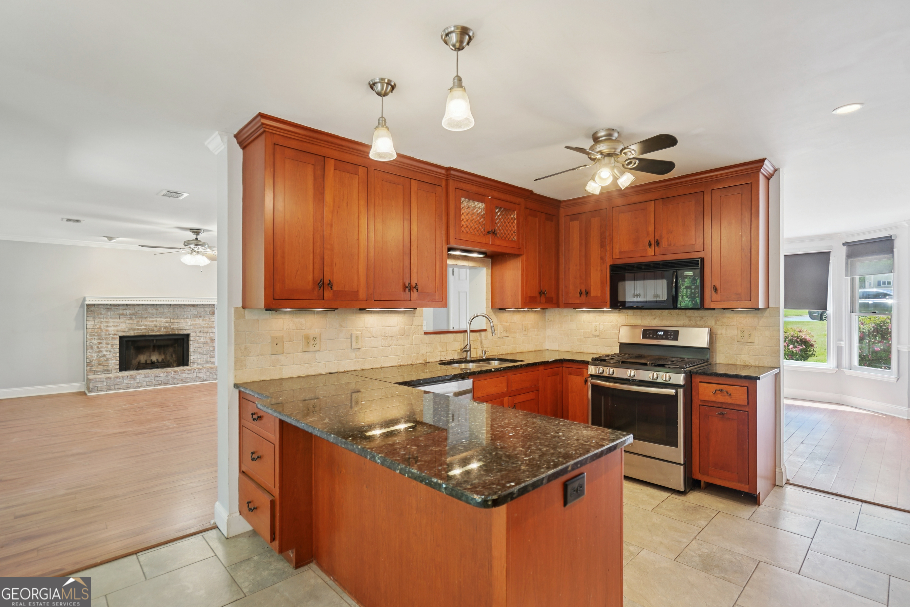 1172 Dogwood Forest DR NE