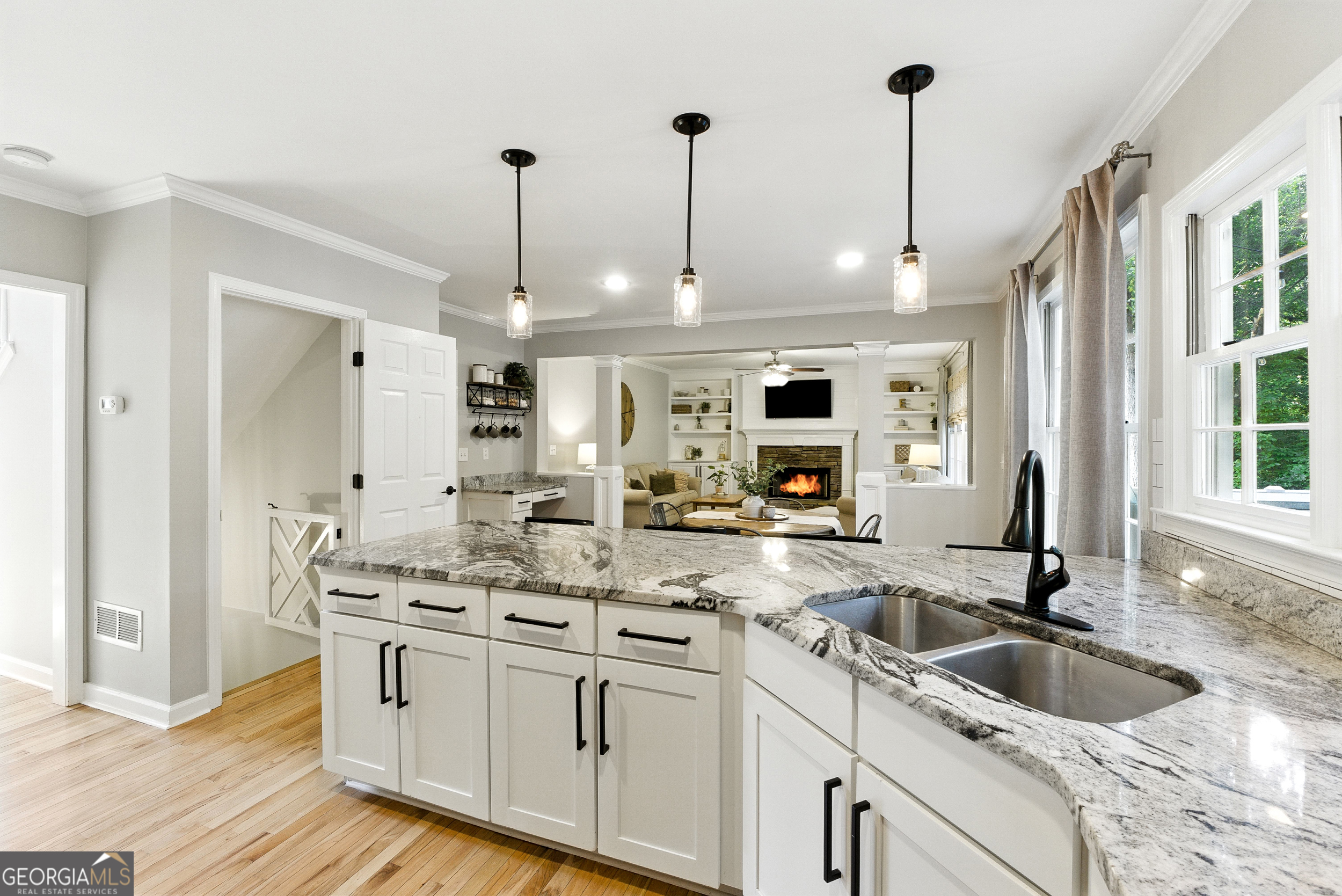 852 Summerchase CT