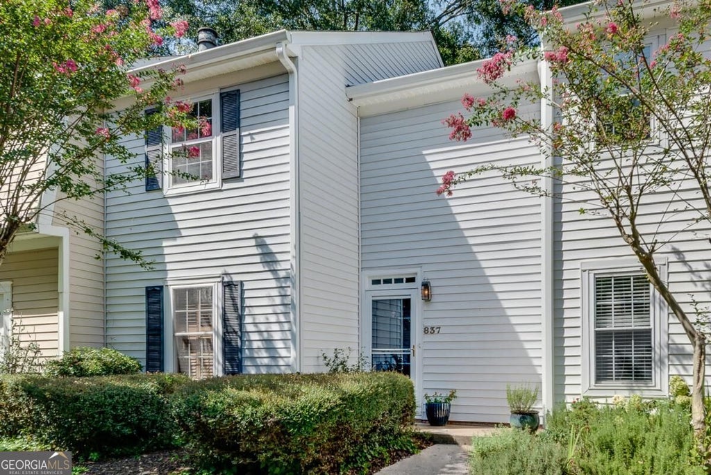 Photo of 837 Heritage Square, Decatur, GA 30033 (MLS # 10845000)