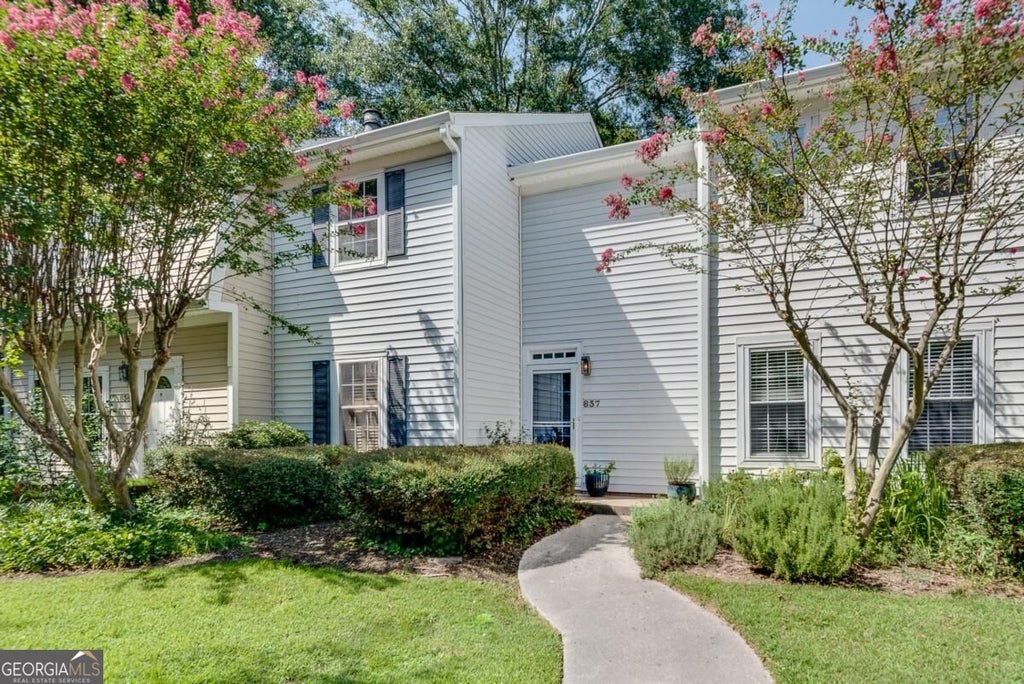 Photo of 837 Heritage Square, Decatur, GA 30033 (MLS # 10845000)