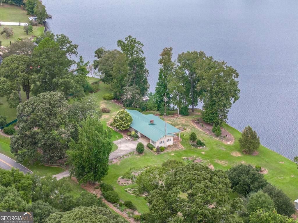 1056 S Lake DR