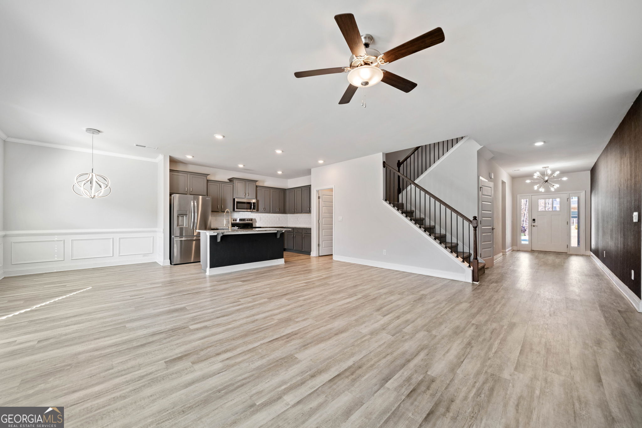 Dawsonville, Georgia 30534, United States, 5 Bedrooms Bedrooms, ,4 BathroomsBathrooms,Residential,Active,77535