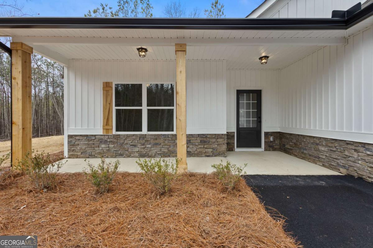 3462 Vinson Mountain RD
