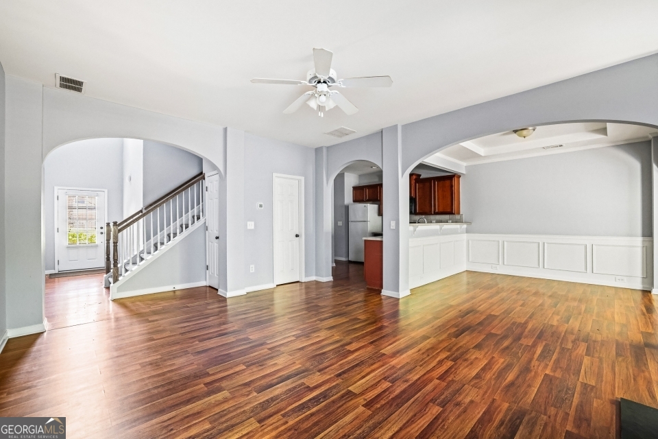 2892 Cross Creek DR