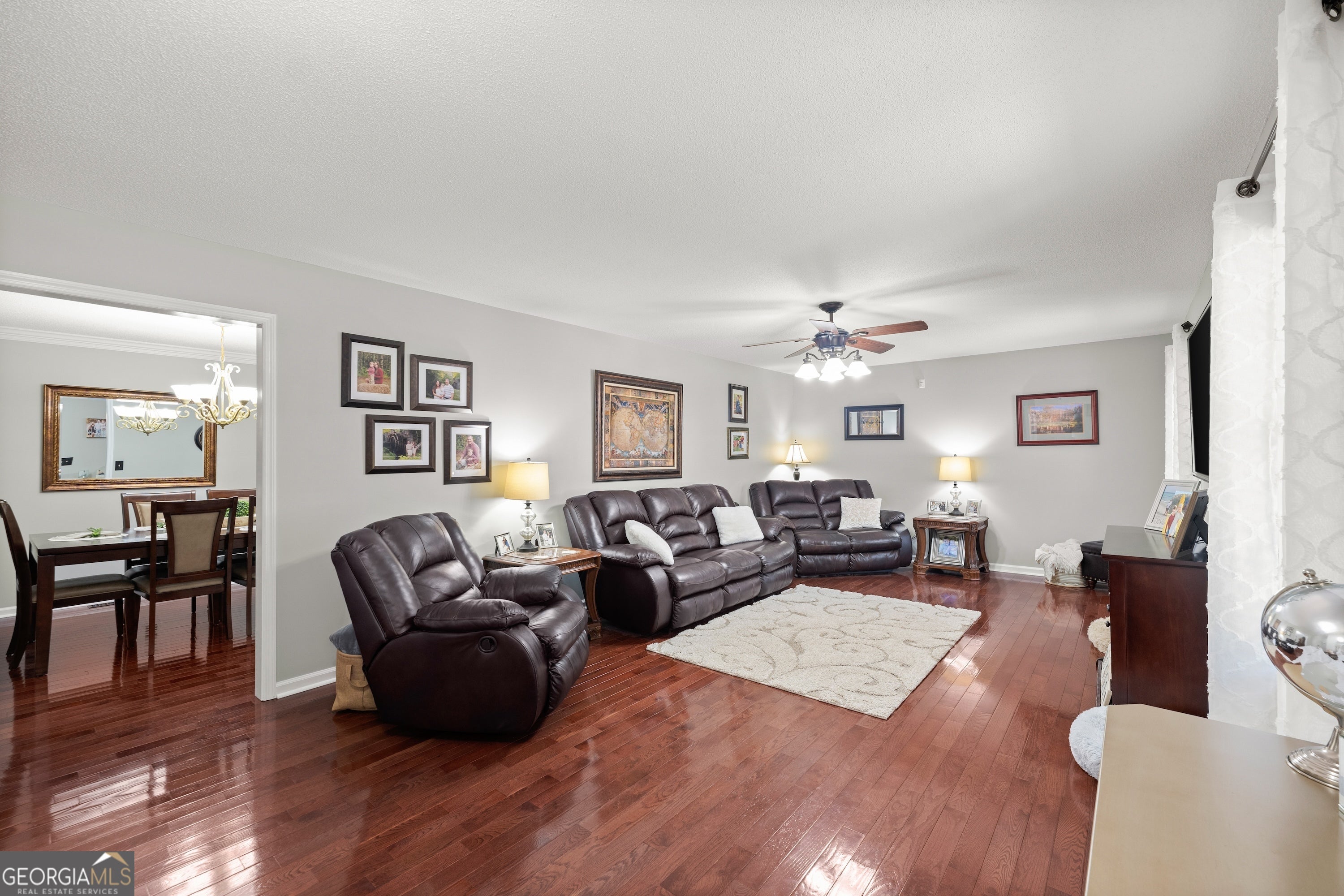 22 Laurel Park DR