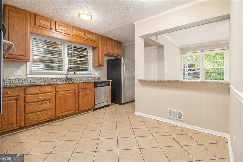 6465 SHERWOOD TRL